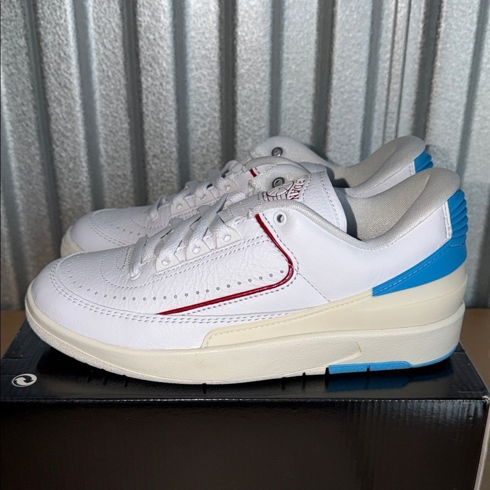 Air Jordan 2 Retro Low Powder Blue DX4401-164 Women’s Size 5